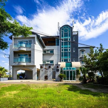 Romance Jeju Pension Εξωτερικό φωτογραφία