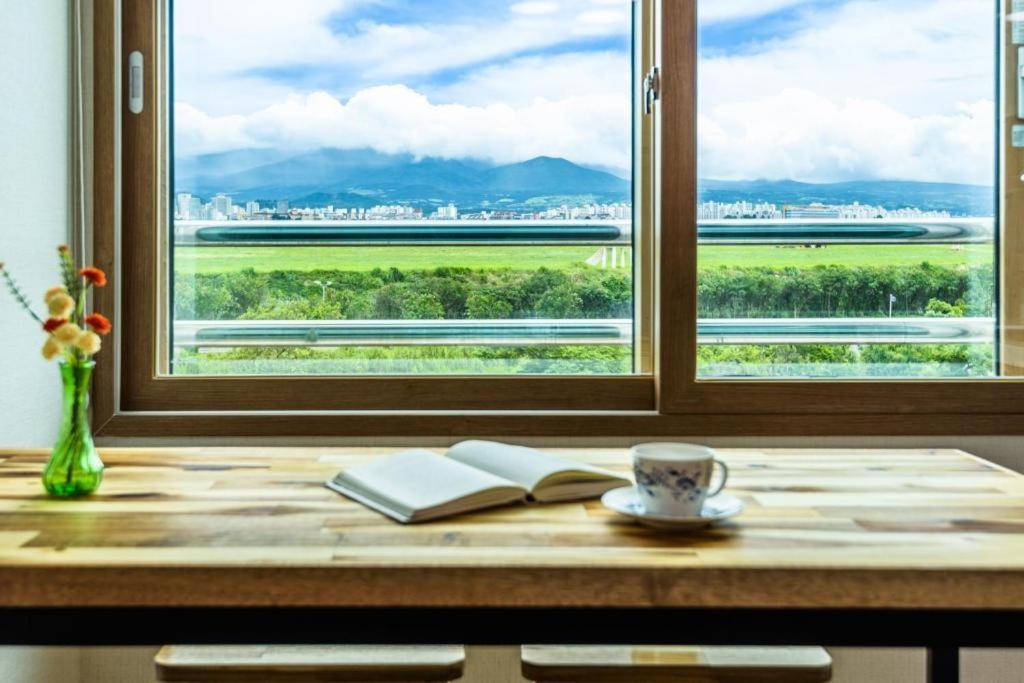 Romance Jeju Pension Εξωτερικό φωτογραφία
